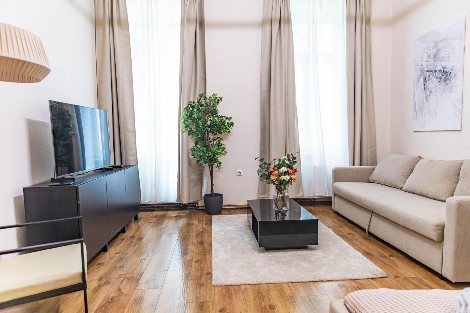 Stylish Apartment, Next To Schloss Belvedere Appartement Wenen